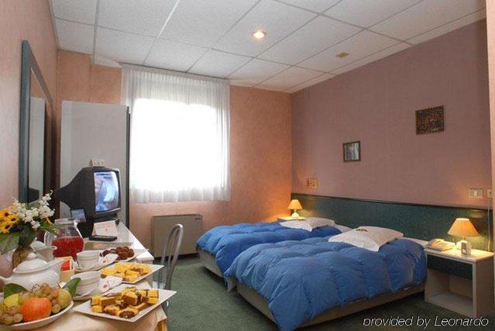 Thp Bologna Hotel Carteria di Sesto Rastignano Szoba fotó