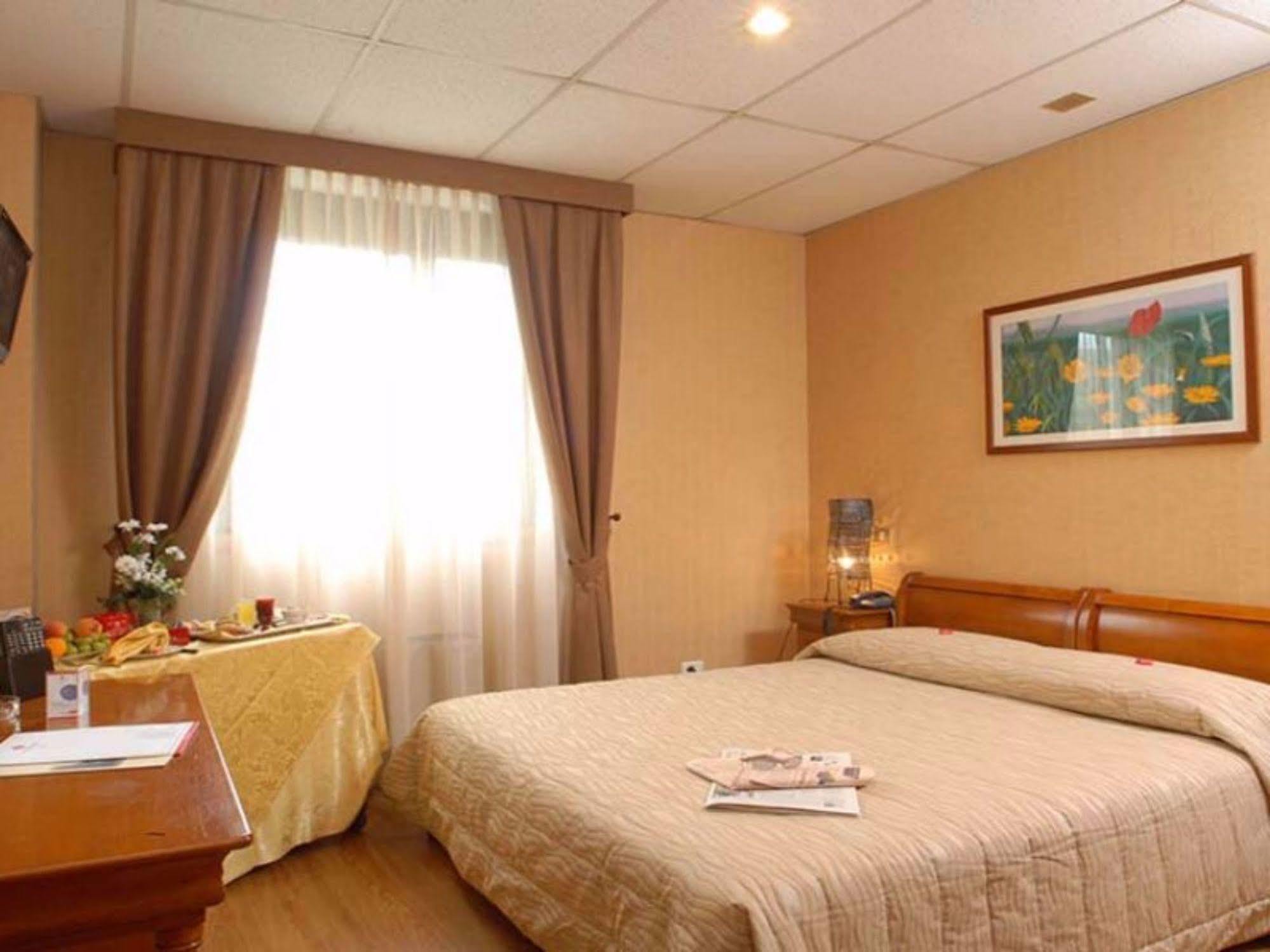 Thp Bologna Hotel Carteria di Sesto Rastignano Kültér fotó